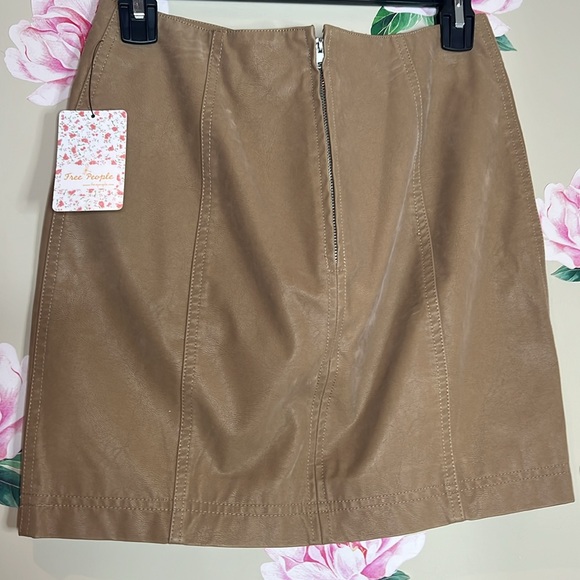 Free People Mini Skirt CC-26 - Picture 5 of 9